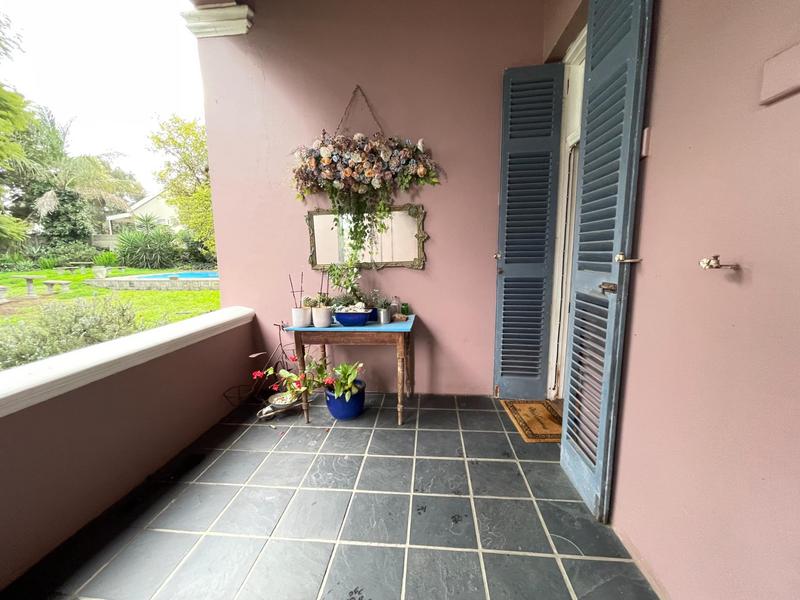 4 Bedroom Property for Sale in Bergzicht Western Cape